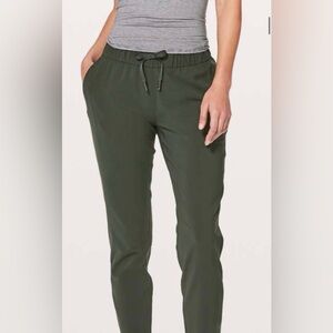 Lululemon On the Fly Pants - Evergreen